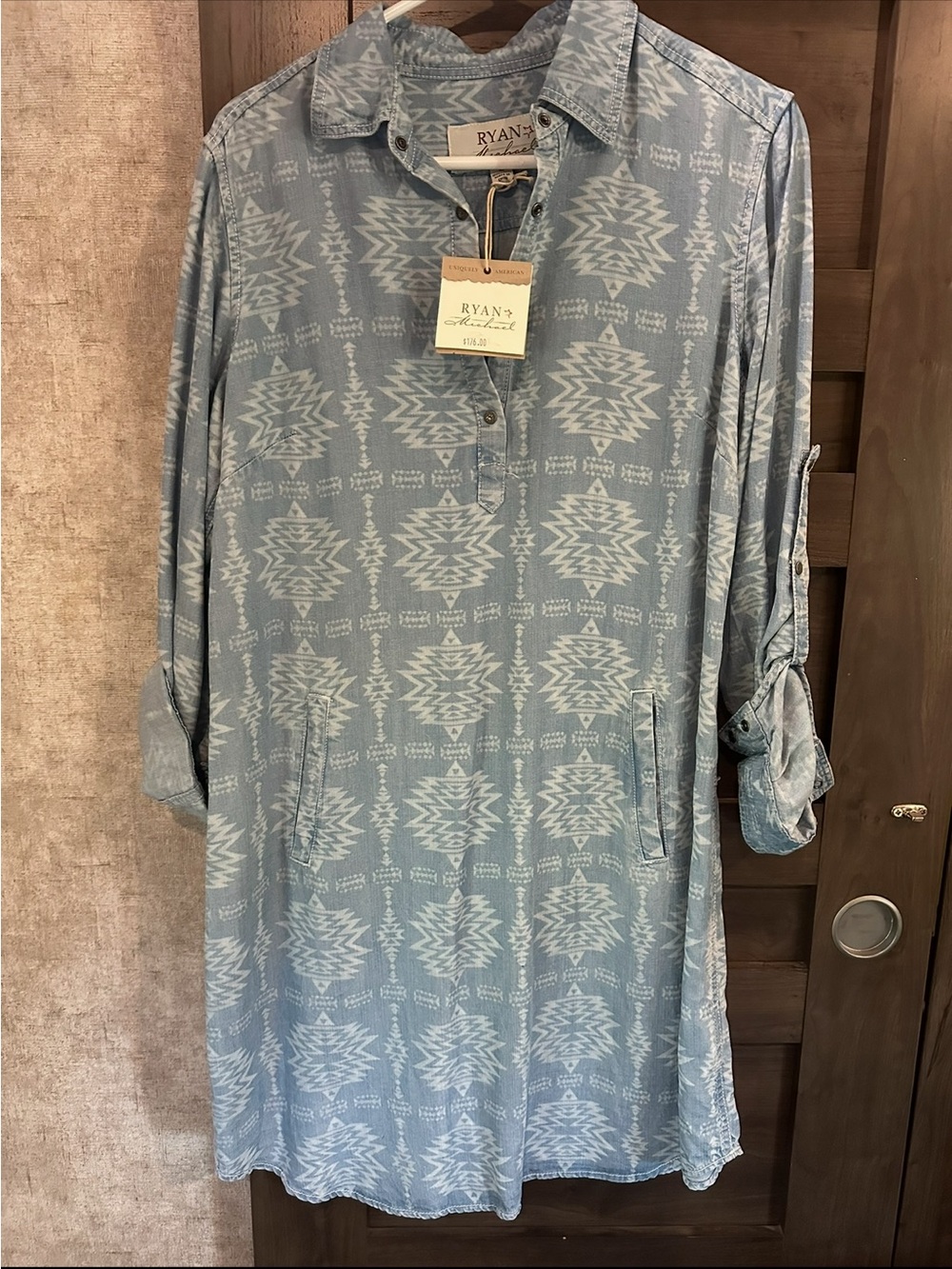 Ryan&? Athena Light Blue Aztec Print Long Sleeve Shirt Dress